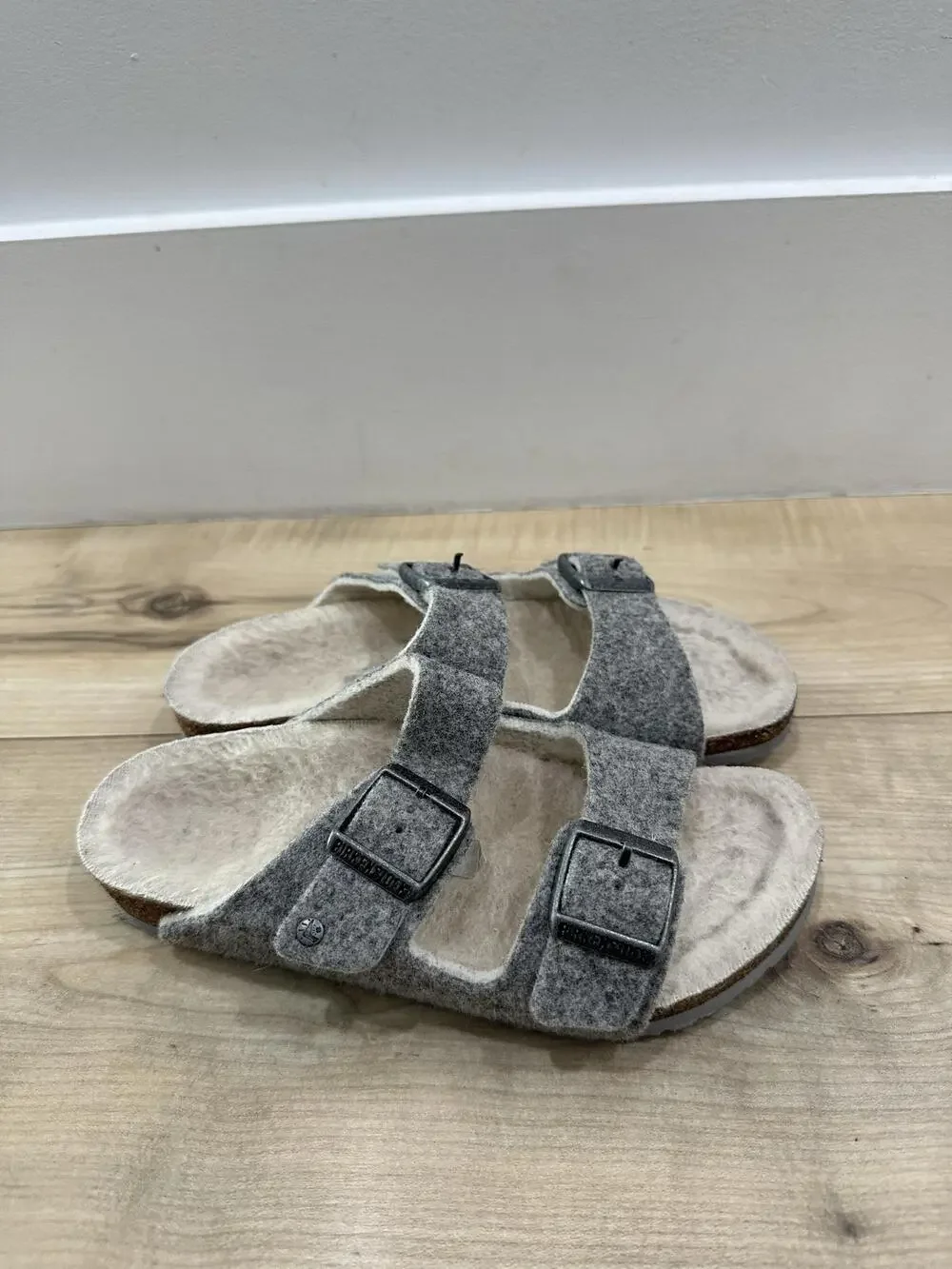 Birkenstock Shoes Kids Size 2.5 Gray Felt Arizona Slide Sandals Fuzzy Germany